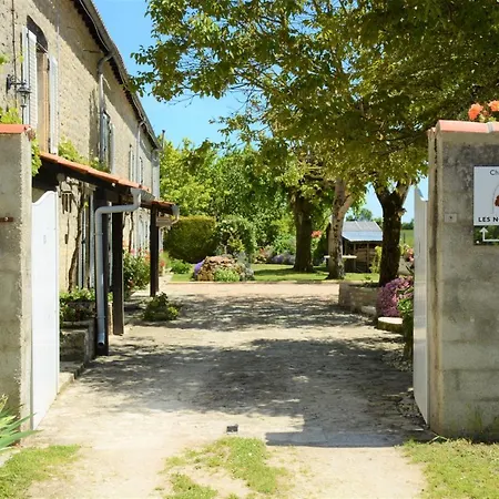 Les Noyers *