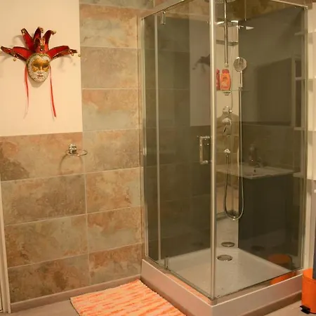 Les Noyers Aulnay (Charente-Maritime)