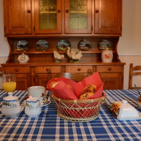 Les Noyers Aulnay (Charente-Maritime)